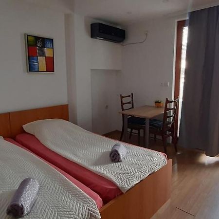 Apartment Riki 3 Near Bus Station Ohrid Exterior foto